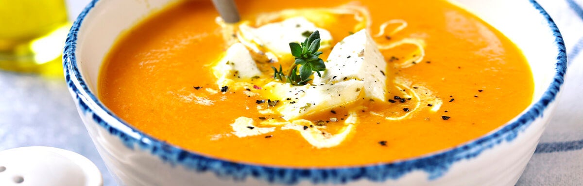 Crema casera de auyama con queso y crema de leche Crema casera de auyama con queso y crema de leche