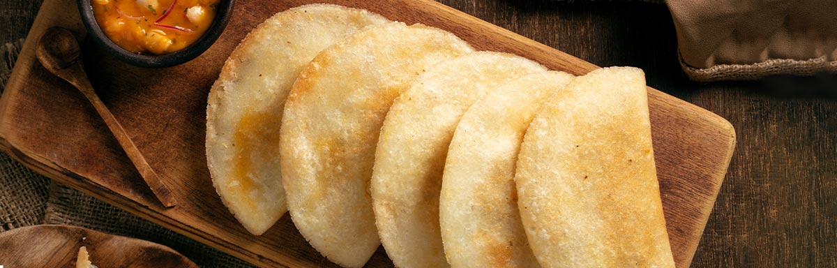 Una clase de empanada ecuatoriana es la de morocho. Una clase de empanada ecuatoriana es la de morocho.