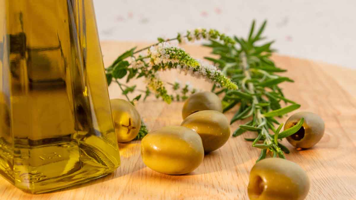 Es importante saber cómo reciclar el aceite de cocina. Es importante saber cómo reciclar el aceite de cocina.