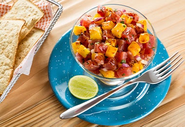 Es común hallar recetas de ceviche con frutas. Las recetas con ceviche pueden combinar pescados, frutas y sabores ácidos.