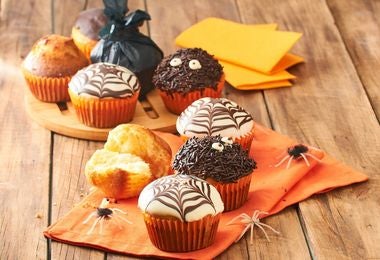 Muffins caseros decorados para Halloween. Muffins caseros decorados para Halloween.