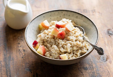 Porridge de avena, menú de desayuno para mamás vegetarianas y veganas