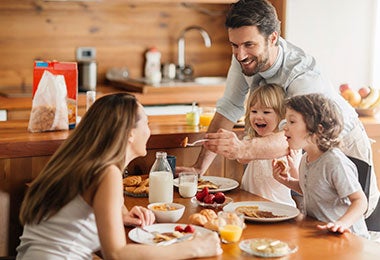 Desayuno casero en familia