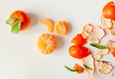 Manejo de los residuos en la cocina. Cáscaras de mandarina