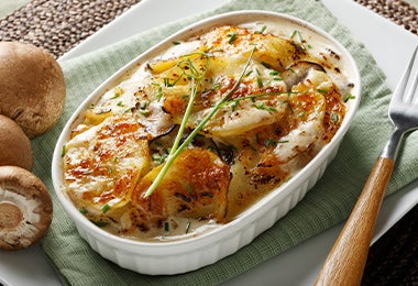 Papas con queso gratinado en microondas con grill. 