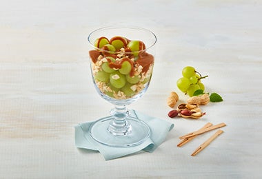 Copa de uvas con arequipe