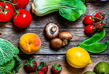 Champiñones con otras frutas y verduras.