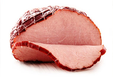 Carne fría hecha con ahumado en frío.