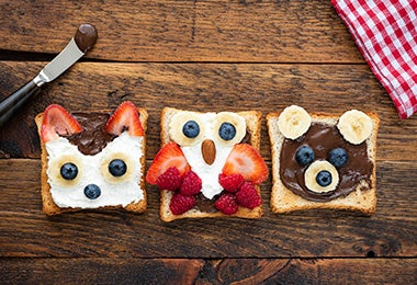 Tostadas divertidas, comida para fiesta infantil
