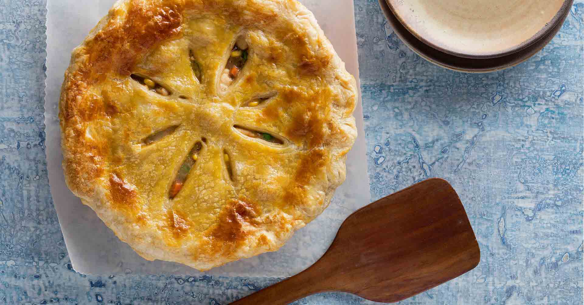 Pie de pollo y vegetales