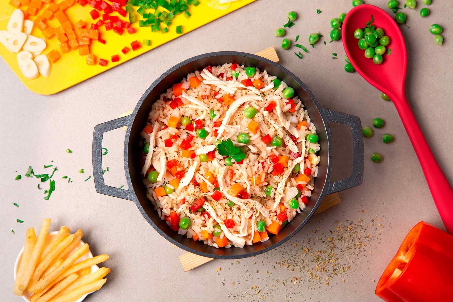 Receta fácil de arroz con pollo para el almuerzo