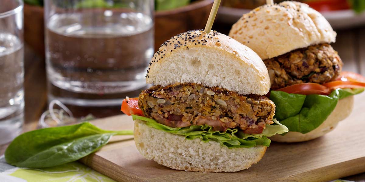 Receta fácil y rápida de hamburguesa de frijoles