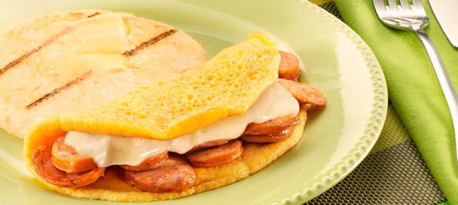 OMELETTE PAIPA ACOMPAÑADO CON MILO® CALIENTE