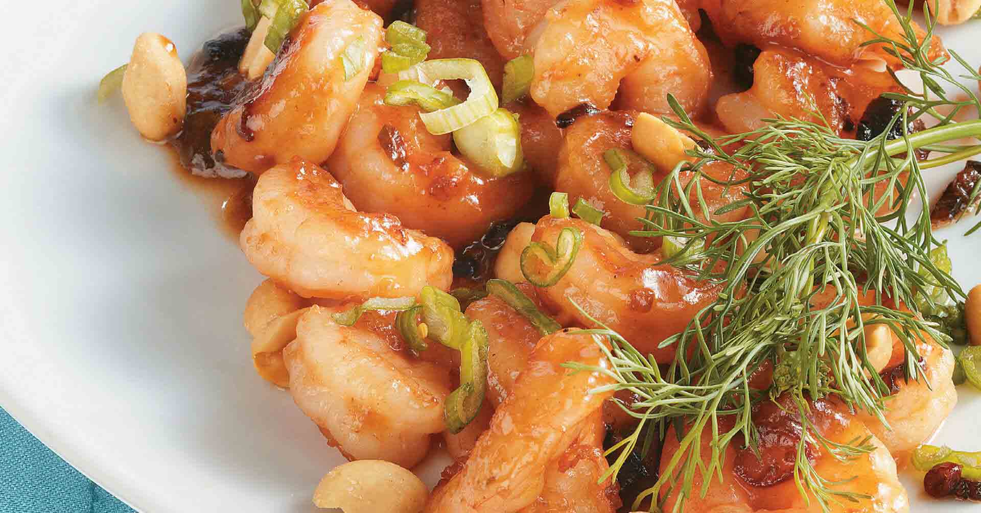Camarones con salsa de tamarindo y maní