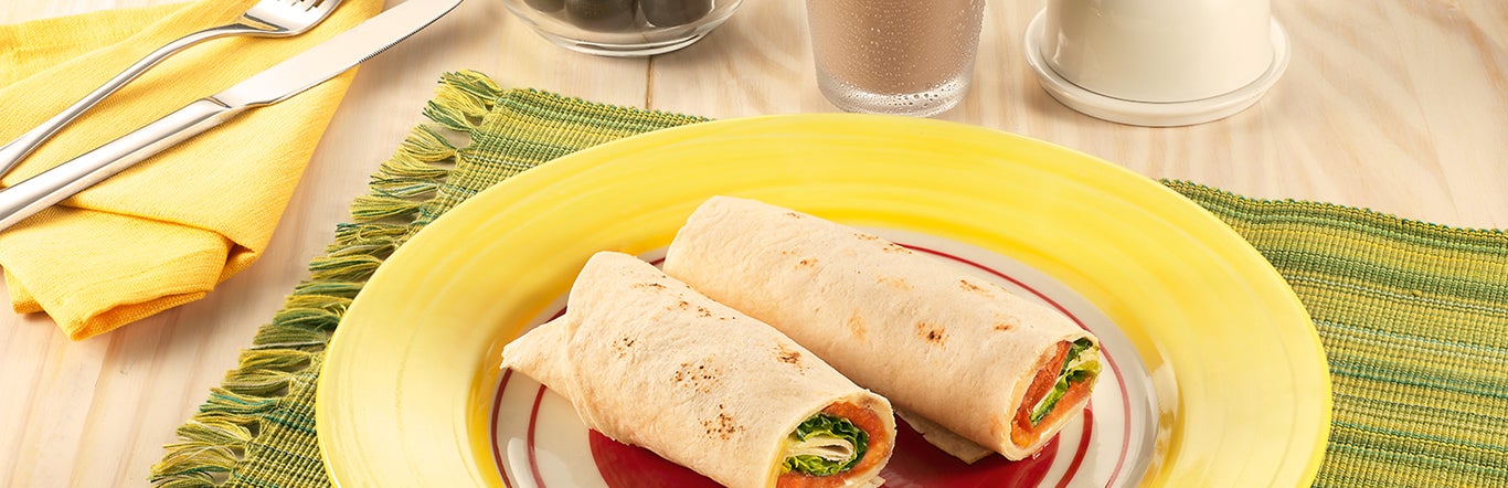 WRAPS CAPRESE ACOMPAÑADOS CON MILO® FRÍO