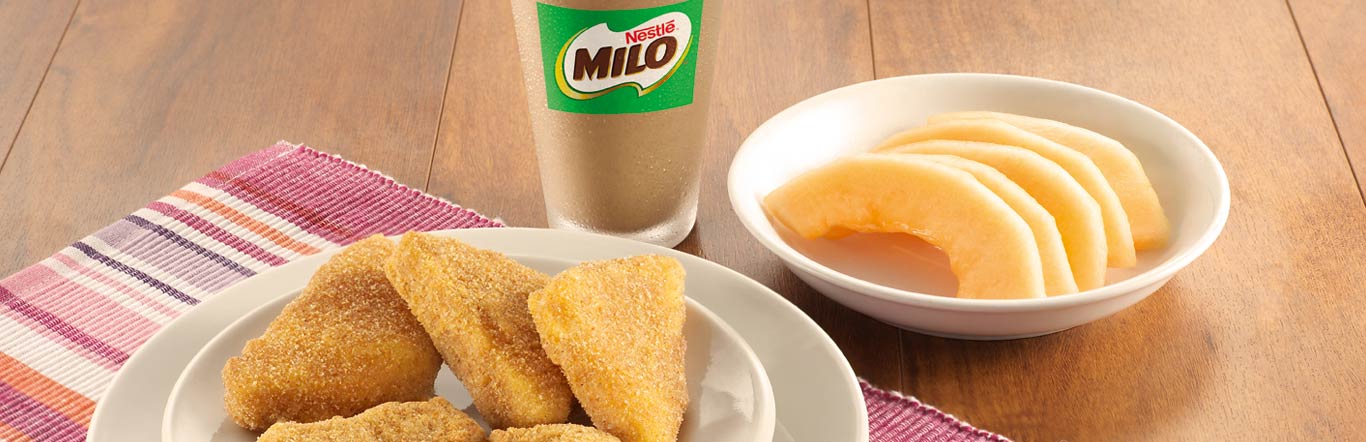 QUESITOS APANADOS ACOMPAÑADOS CON MILO® FRIO