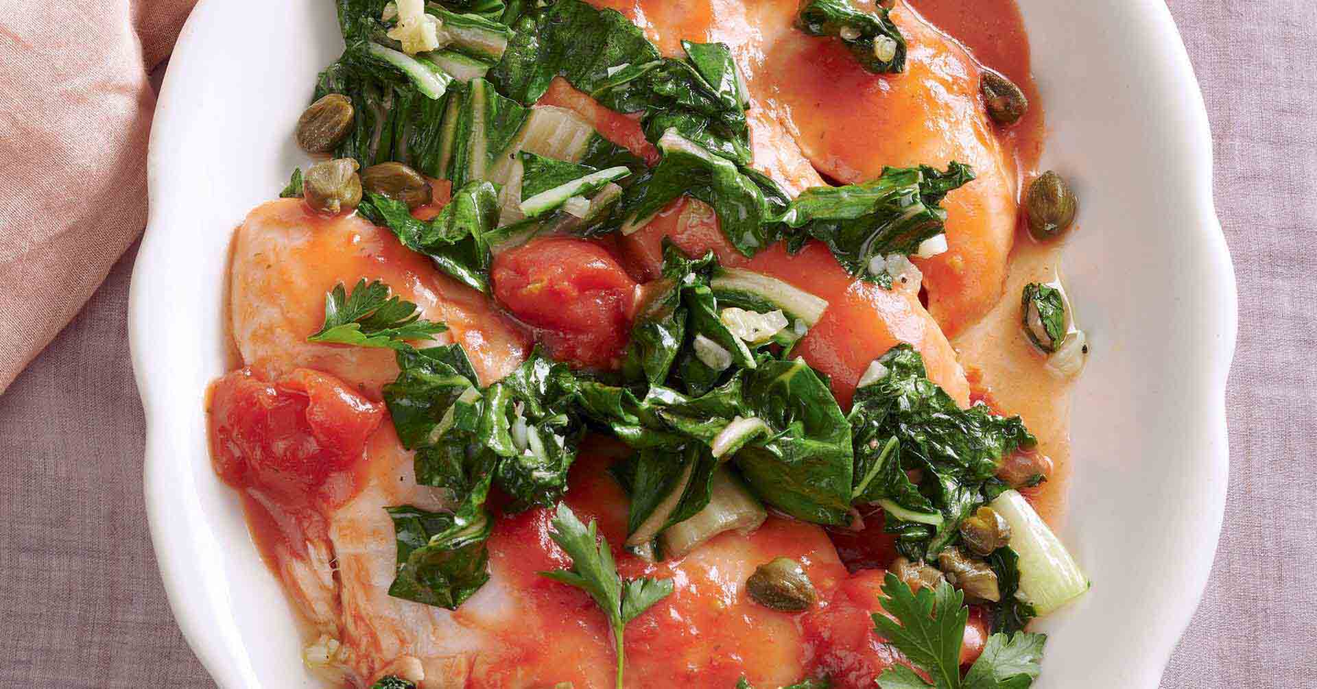 Tilapia en salsa mediterránea