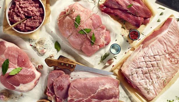 Varios cortes de carne cruda, recetas con matambre
