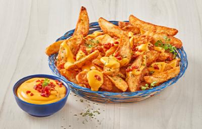 Plato con papas fritas Plato con papas fritas