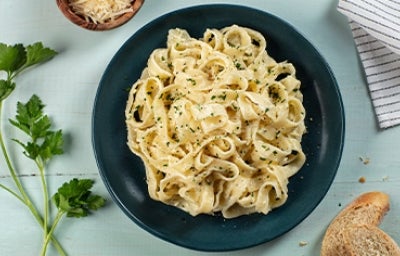 Receta con tallarines y salsa Alfredo