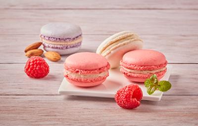 Cuatro macarons de colores Cuatro macarons de colores