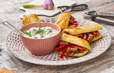 Salsa tzatziki y gyros