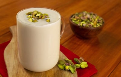 Receta de bebida con trozos de pistachos Receta de bebida con trozos de pistachos