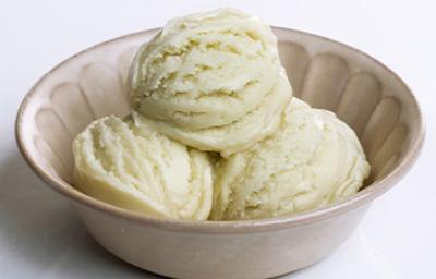 Tazón con crema de helado mochi Tazón con crema de helado mochi