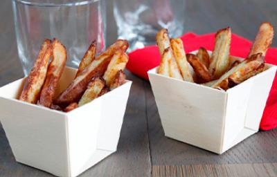 Cajas de poutine Dos deliciosas cajas de poutine