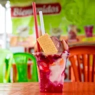 Un colorido cholado, uno de los platos típicos de Cali 