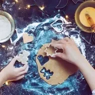 Los cortadores en formas de figuras son utensilios de repostería muy útiles Los cortadores en formas de figuras son utensilios de repostería muy útiles