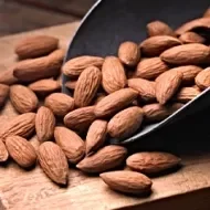 Las almendras y los otros frutos secos son alimentos no perecederos.