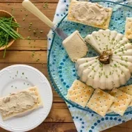 Usos culinarios con el cebollín en mousse de atún   