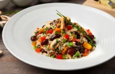 arroz paisa vegetariano arroz paisa vegetariano