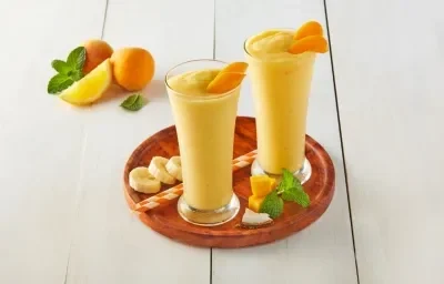 Smoothie de frutas tropicales
