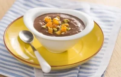 Mousse de aguacate NUTREN® Senior con cocoa y albaricoques Mousse de aguacate NUTREN® Senior con cocoa y albaricoques