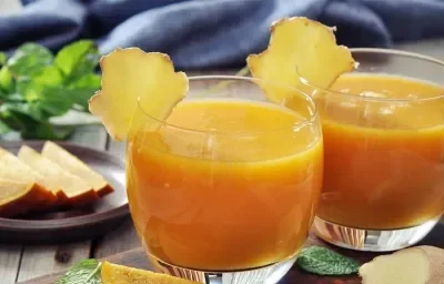 Receta fácil y rápida de batido de naranja, ahuyama y jengibre Receta fácil y rápida de batido de naranja, ahuyama y jengibre