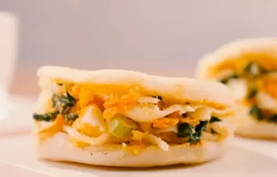 AREPITAS DIVERTIDAS RELLENAS AREPITAS DIVERTIDAS RELLENAS