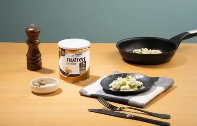 ÑOQUIS CON ESPINACA Y SALSA BLANCA ÑOQUIS CON ESPINACA Y SALSA BLANCA 
