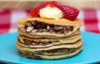 KIT KAT Break Pancakes KIT KAT Break Pancakes