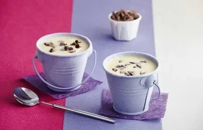 Helado de vainilla con chips de chocolate Helado de vainilla con chips de chocolate
