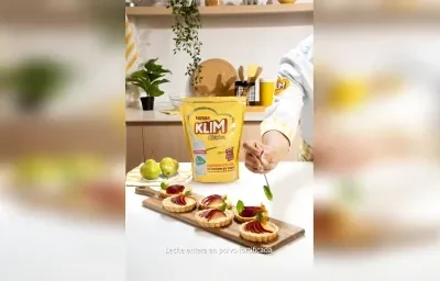CANAPÉS DE PERA AL VINO Y CREMA PASTELERA KLIM®