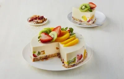 Pay de yogurt con frutas Pay de yogurt con frutas