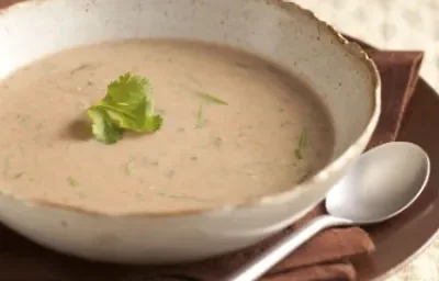 Sopa de frijol y acelgas con nutren senior
