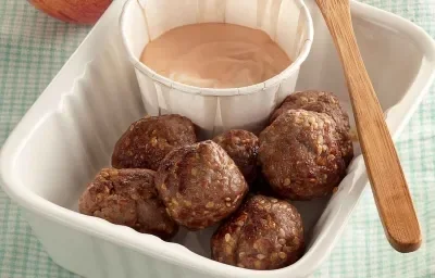 MINIALBÓNDIGAS CON SALSITA BBQ CREMOSA MINIALBÓNDIGAS CON SALSITA BBQ CREMOSA