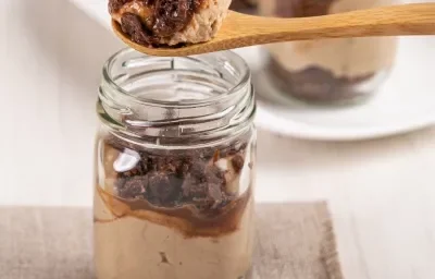 BROWNIE TIPO CHEESECAKE BROWNIE TIPO CHEESECAKE