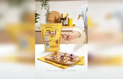 BRUSCHETTAS DE JAMÓN SERRANO Y SOUR CREAM DE LECHE KLIM®