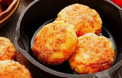 Receta fácil y rápida de buñuelos de zanahoria y papa criolla Receta fácil y rápida de buñuelos de zanahoria y papa criolla