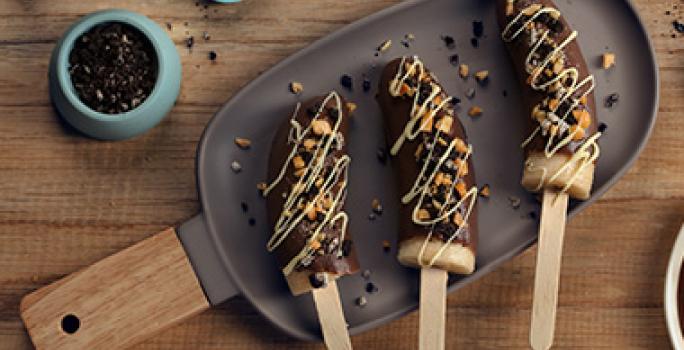 Postre de bananos con chocolate en alimentación balanceada Postre de bananos con chocolate en alimentación balanceada