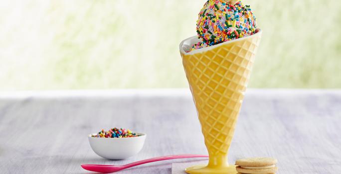 HELADO CON CONFETI DE GALLETAS